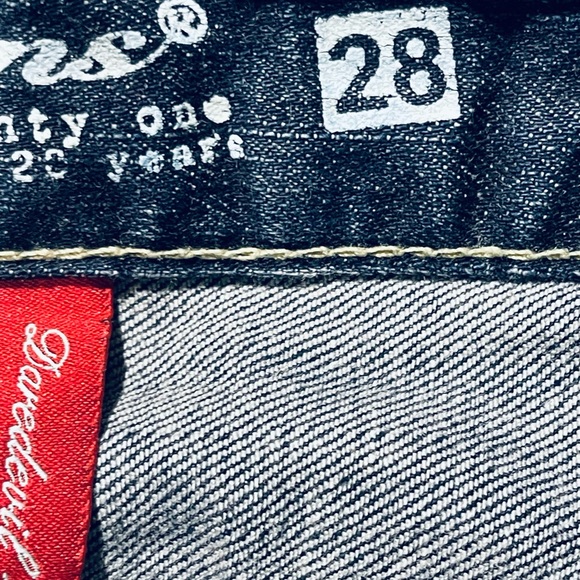 Guess sz 28 daredevil boot cut low rise approx 8 - 8.5 inches - Picture 9 of 13